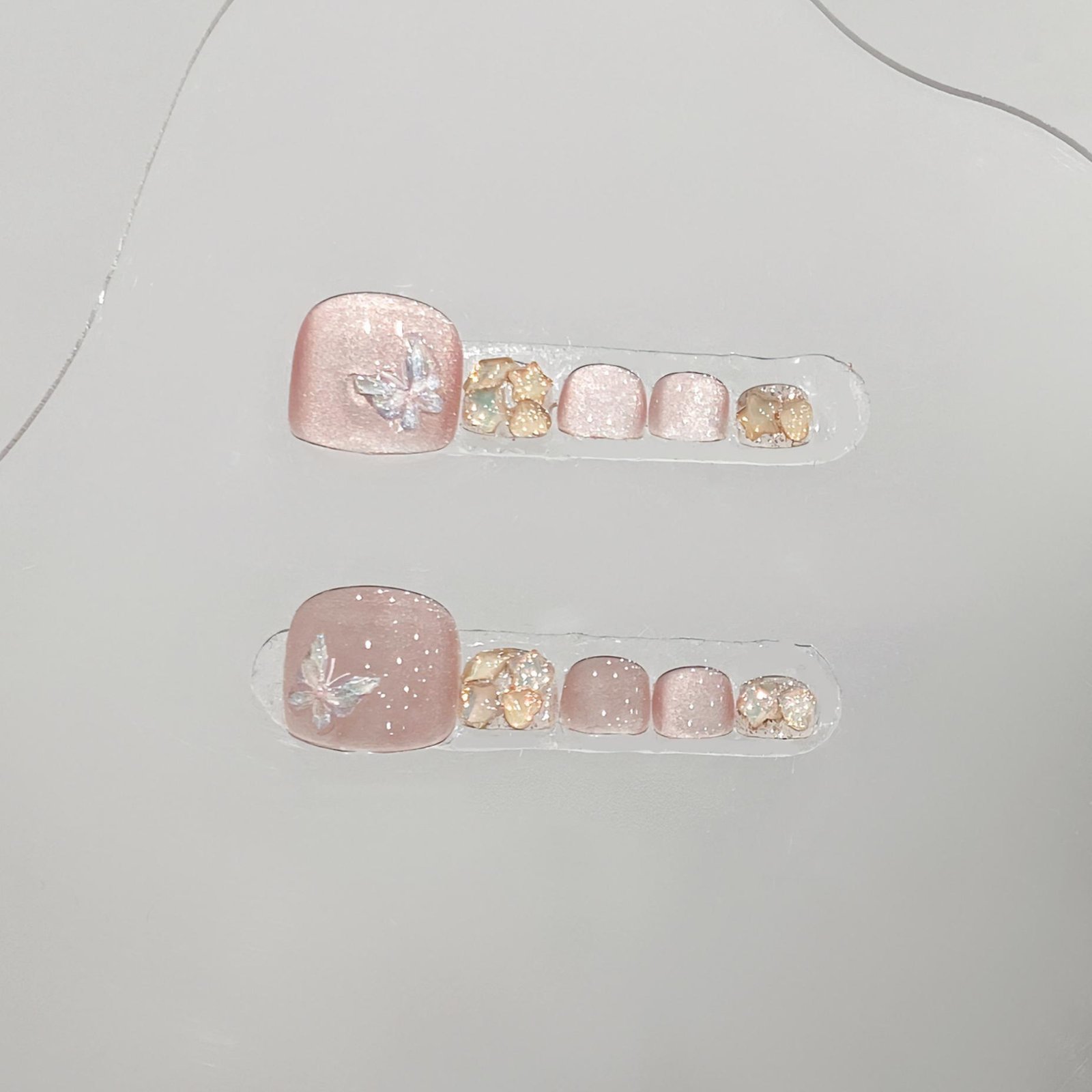 Handmade original wearable nails, pink toenail patches, fair-skinned with rhinestones and butterfly designs in summer, new style