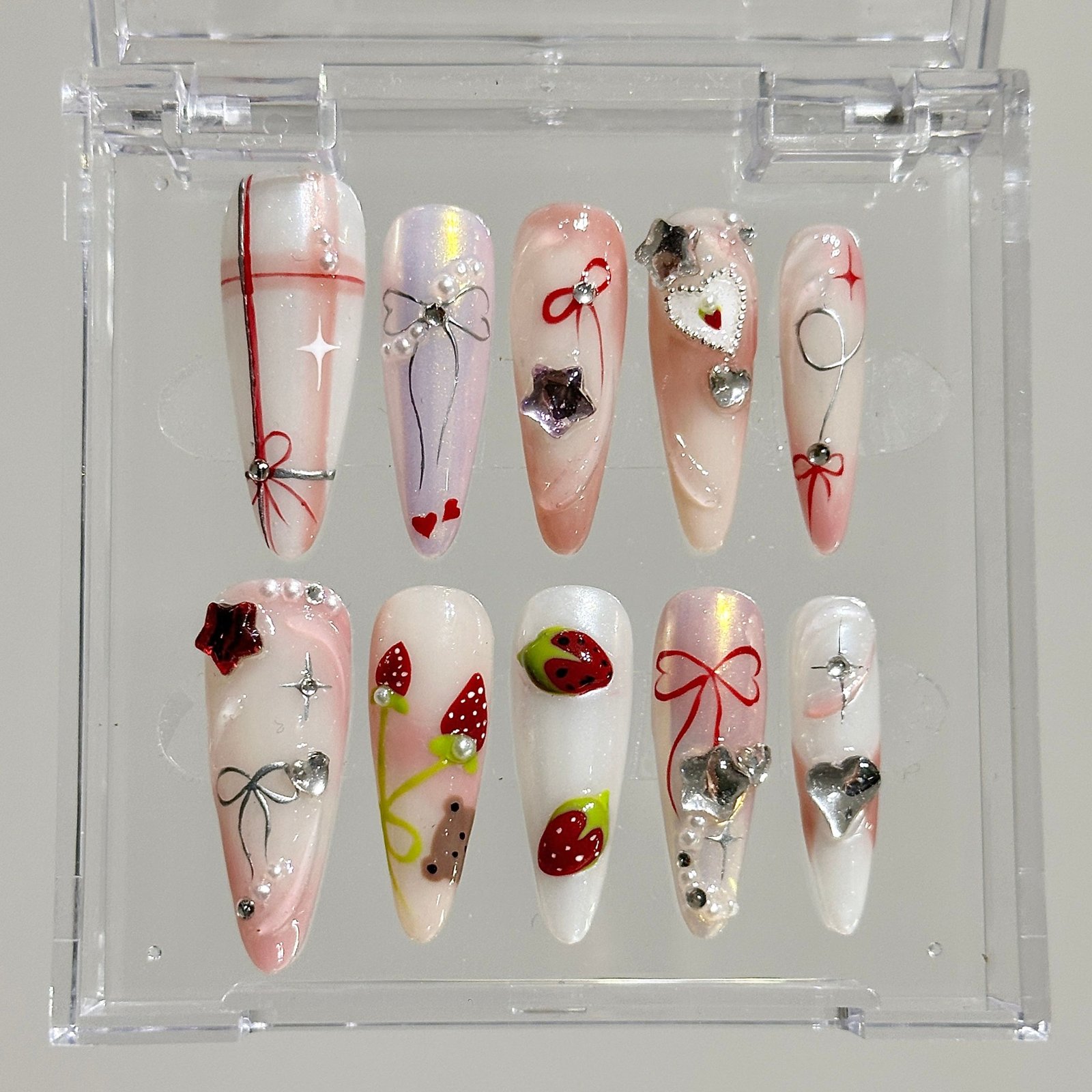 Wujasmine Press on nails 214Strawberry Nail Set