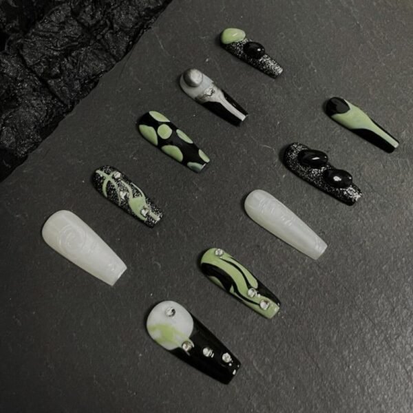 Wujasmine Press on nails 143