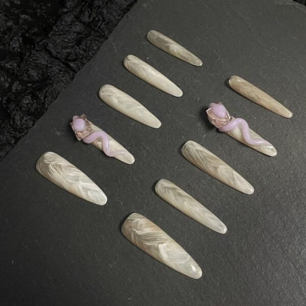 Wujasmine Press on nails 11